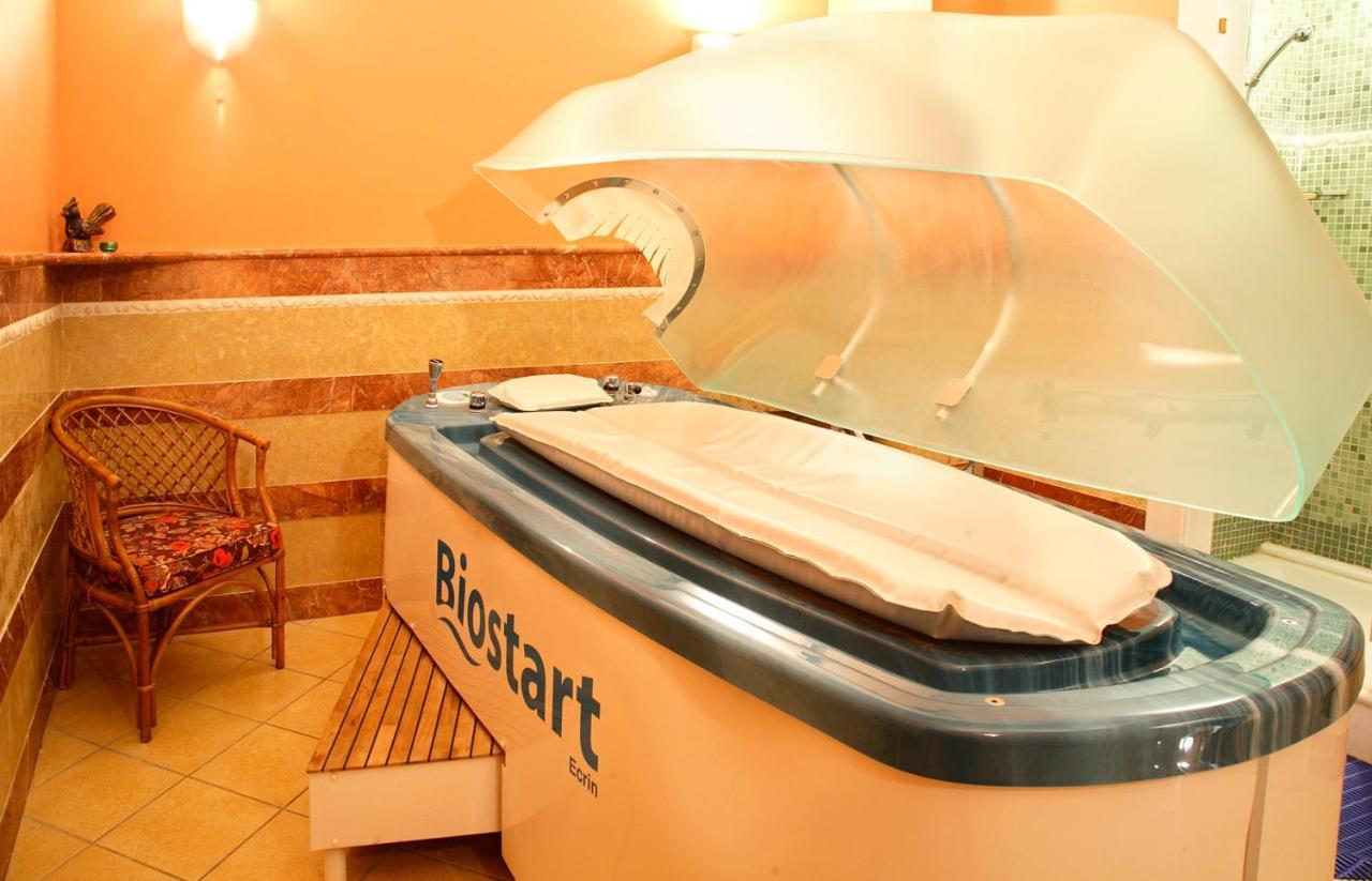Hotel Spa Montana Karpenisi Bagian luar foto
